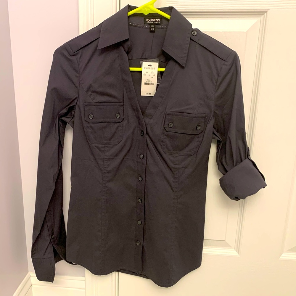***NWT Express Essential Stretch Convertible Sleeve Button -Up***